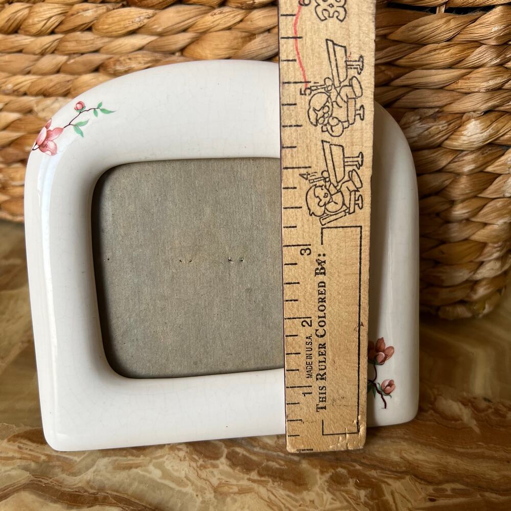 Small Floral Ceramic Frame - Picture 3 of 5